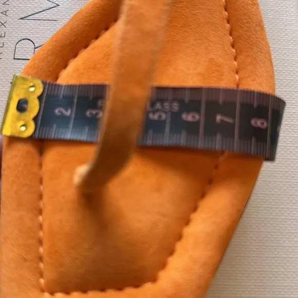 ✨ Brand New✨ Alexandre Birman Clarita Summer T.  Suede Flats in Mango