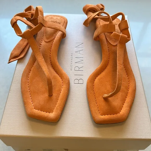 ✨ Brand New✨ Alexandre Birman Clarita Summer T.  Suede Flats in Mango