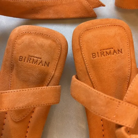 ✨ Brand New✨ Alexandre Birman Clarita Summer T.  Suede Flats in Mango