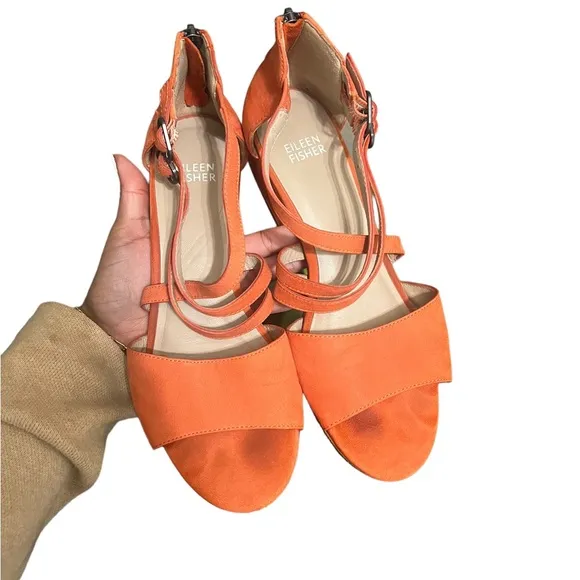 ✨ Eileen Fisher Coral Strappy Sandals