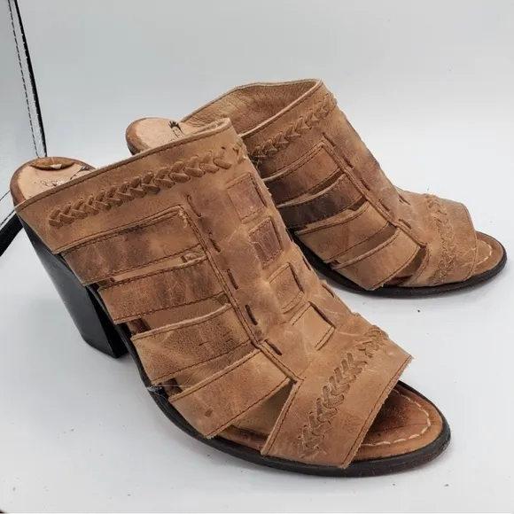 🌞 Freebirds Vulture slipon tan leather braided open toe chunky heel women 8