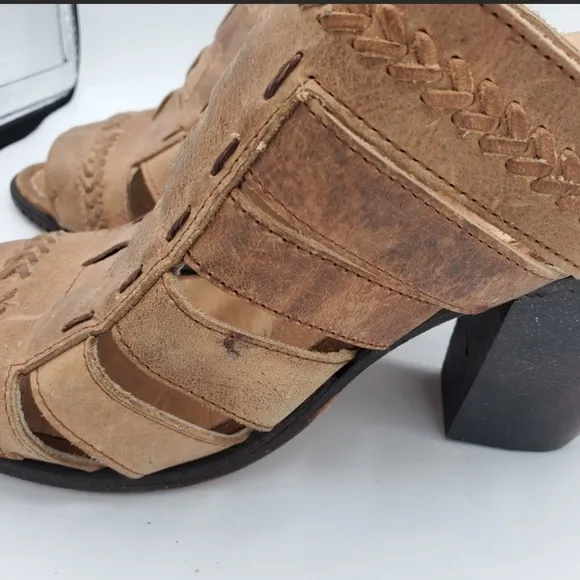 🌞 Freebirds Vulture slipon tan leather braided open toe chunky heel women 8