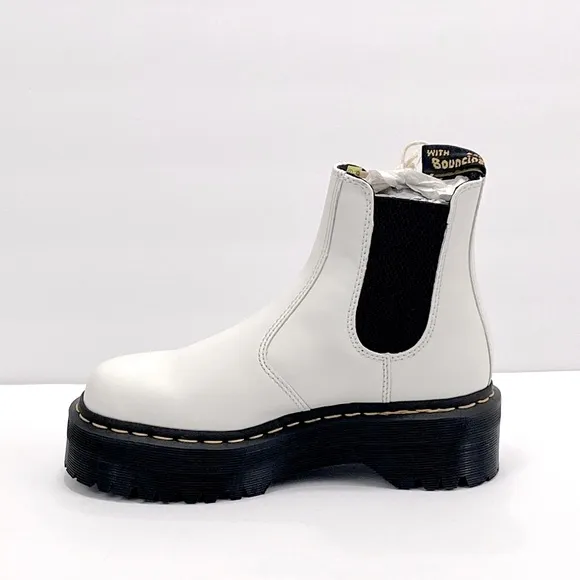 - NEW Dr Martens 2976 Quad Platform Chelsea Boots