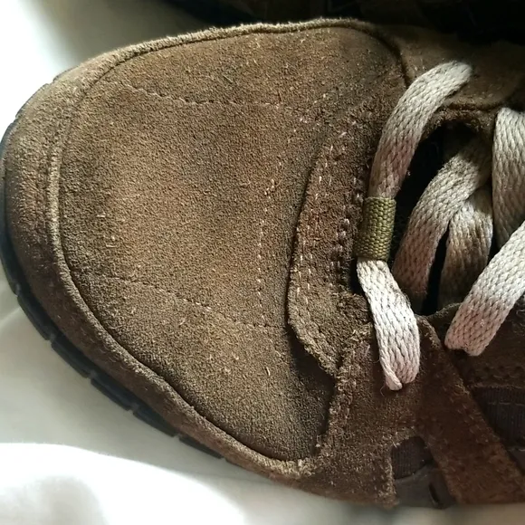 🇺🇦 NEW Vintage fit Sketchers Suede and Leather Size 8.5