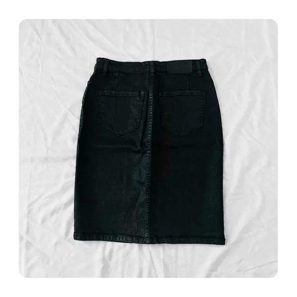 ★ NWT All Saints Jolie Button Waxed Skirt - Black ★