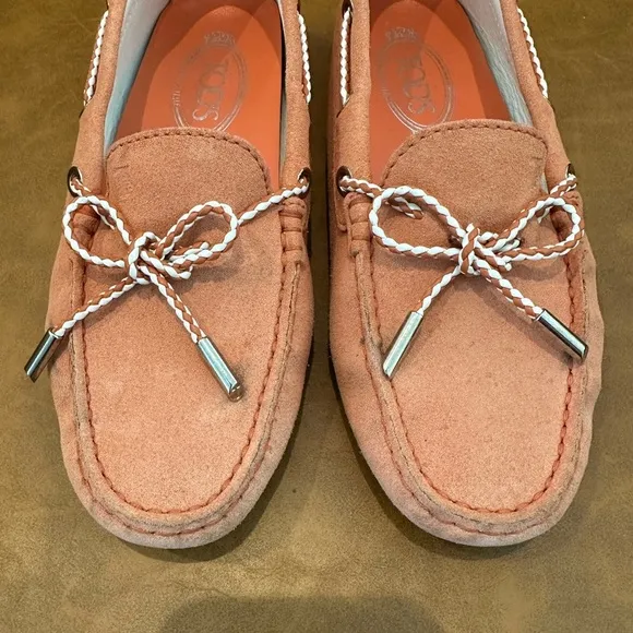 🌻 Tod's Orange Coral Salmon Gommino Driving Shoes Loafers Womens Sz 36.5 US 6.5