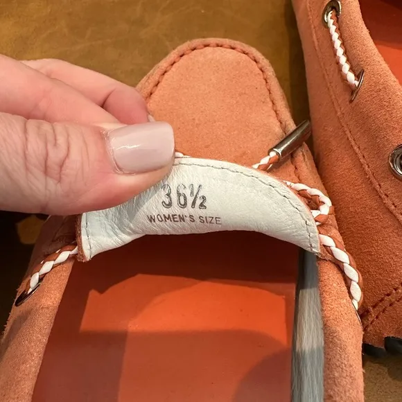 🌻 Tod's Orange Coral Salmon Gommino Driving Shoes Loafers Womens Sz 36.5 US 6.5