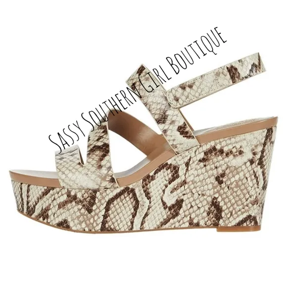 🆕⭐ Vince Camuto snake embossed leather wedge sandals