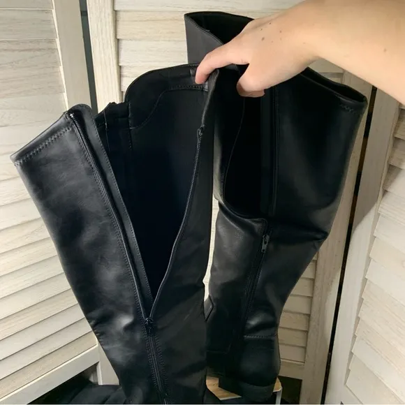 A New Approach Bradley Black Faux Leather Zip Up Over the Knee Boots Size 9