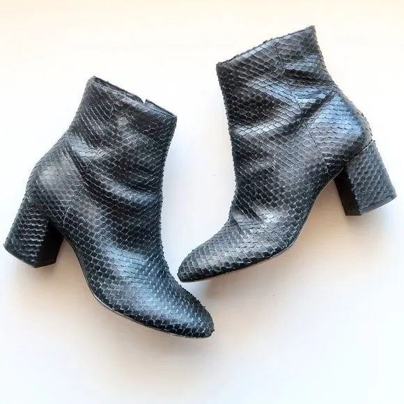 Able Black Snakeskin Block Heel Classic Ankle Boots Booties Size 8.5