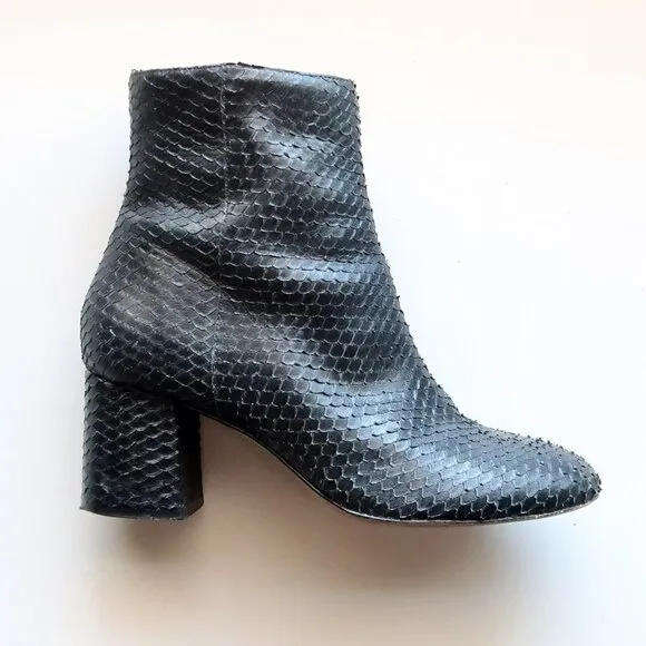 Able Black Snakeskin Block Heel Classic Ankle Boots Booties Size 8.5