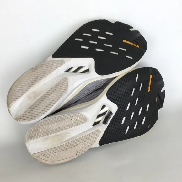 ADIDAS Adizero Boston 12 Running Shoes Gray Wht Sneakers Sz 7.5 Men's 9 Women's