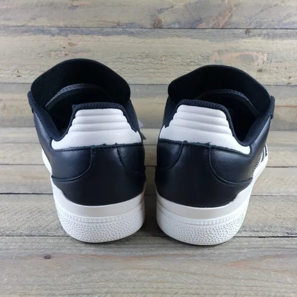 adidas Men's Busenitz Leather Casual Skateboarding Shoes Sneakers