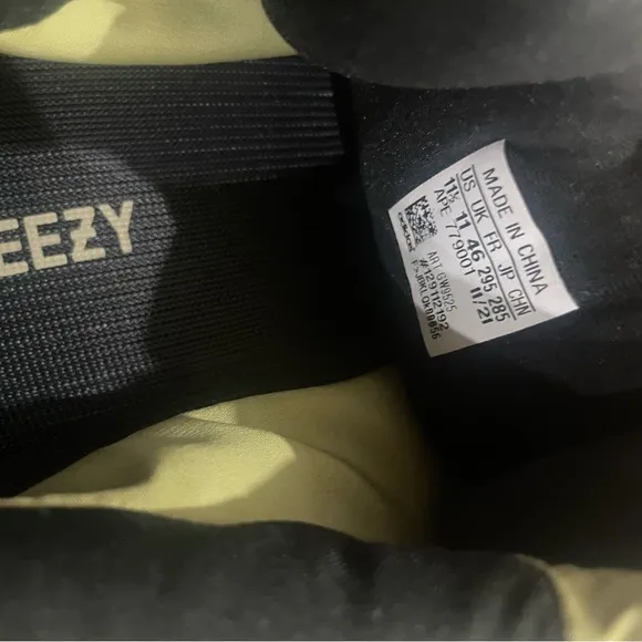 adidas Mens Yeezy Boost 700 Mnvn Slip On Sneakers Shoes Casual - Yellow sz 11.5