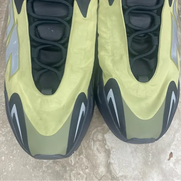adidas Mens Yeezy Boost 700 Mnvn Slip On Sneakers Shoes Casual - Yellow sz 11.5