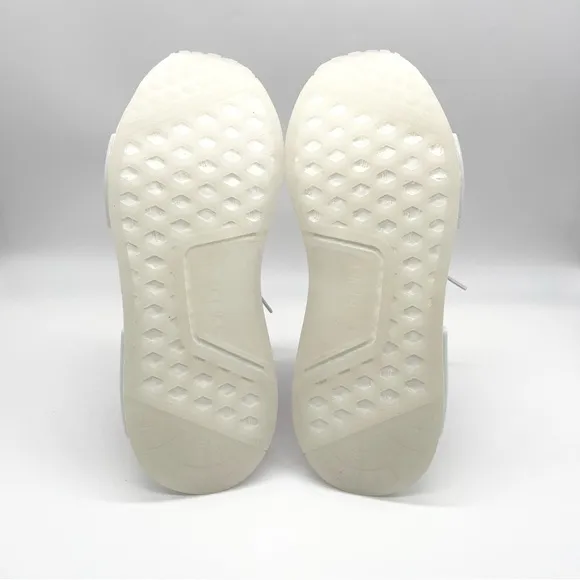 Adidas Originals NMD_R1 Shoes Kids White Bliss Lilac Running HQ6184 Size 5