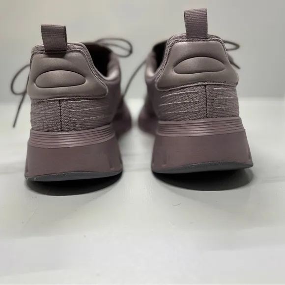 Adidas Women’s Swift Run 23 Running Shoes size 11