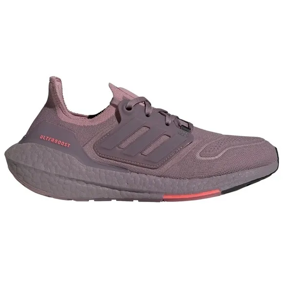 Adidas Women's Ultraboost 22 Running Shoes