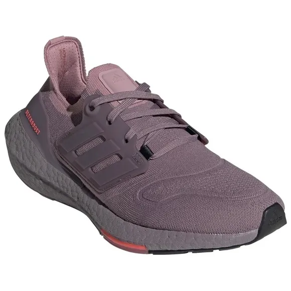 Adidas Women's Ultraboost 22 Running Shoes