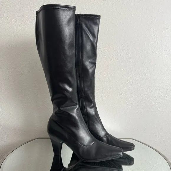 AEROSOLES 90s Style Faux Black Leather Risky Pizness Grunge Knee High Boots