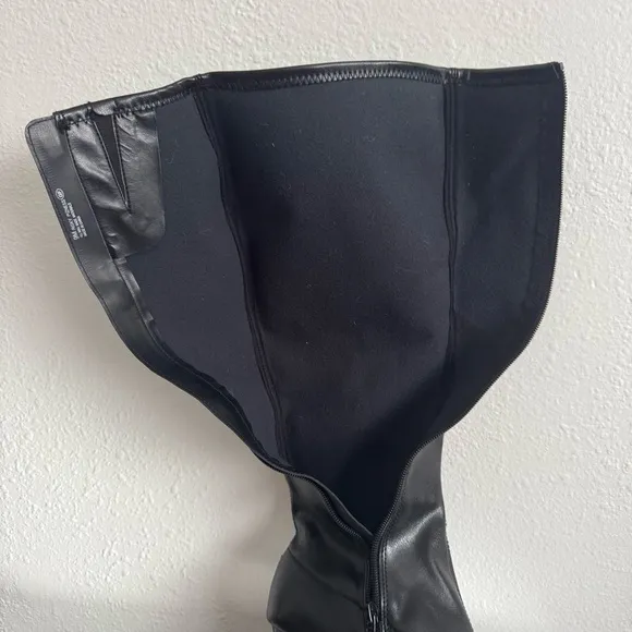 AEROSOLES 90s Style Faux Black Leather Risky Pizness Grunge Knee High Boots