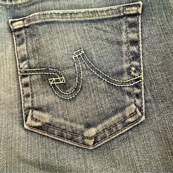 AG Adriano Goldschmied NWOT Studded Denim Pixie Cut Off Shorts Sz 28