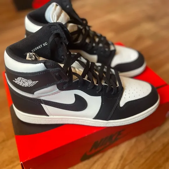 Air Jordan 1 high 85