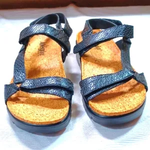 Alegria Black Textured Sandals 39  8.5 Brand New