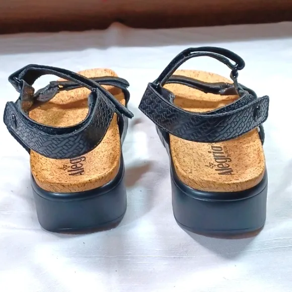 Alegria Black Textured Sandals 39  8.5 Brand New