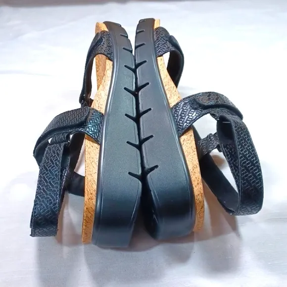 Alegria Black Textured Sandals 39  8.5 Brand New