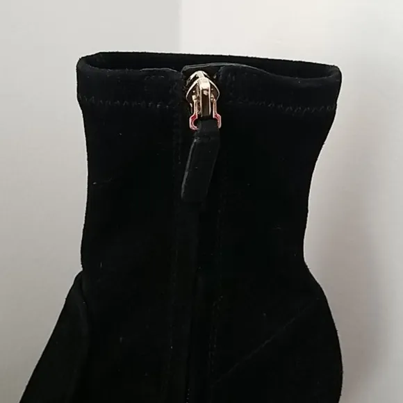 Alice   Olivia Suede Booties