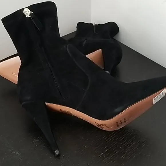 Alice   Olivia Suede Booties