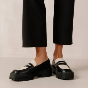 Alohas Mask Bicolor Black Vegan Leather Loafers Size 39 | Black &amp; White /Cream