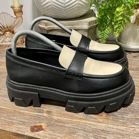 Alohas Mask Bicolor Black Vegan Leather Loafers Size 39 | Black &amp; White /Cream