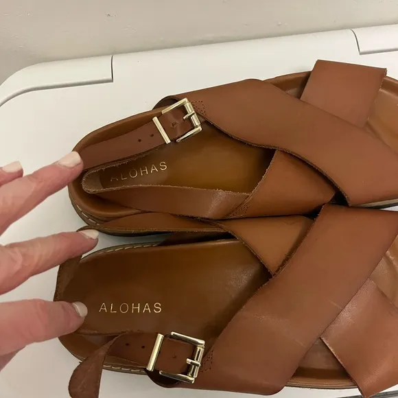Alohas Women's Brown