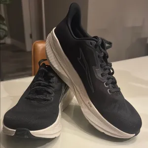 Altra Experience Flow Men’s Black Running Shoes
