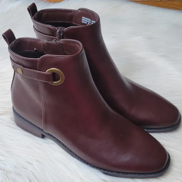 Ann Taylor Brown Faux Leather Chelsea Ankle Boots size 6.5