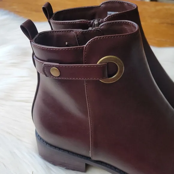 Ann Taylor Brown Faux Leather Chelsea Ankle Boots size 6.5