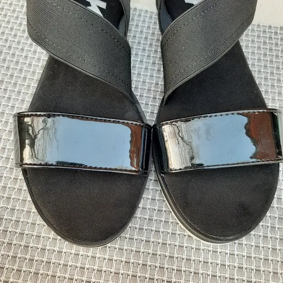 Anne Klein Sport Ankle Strap Comfort Sandals Small Wedge Black 7.5 NEW