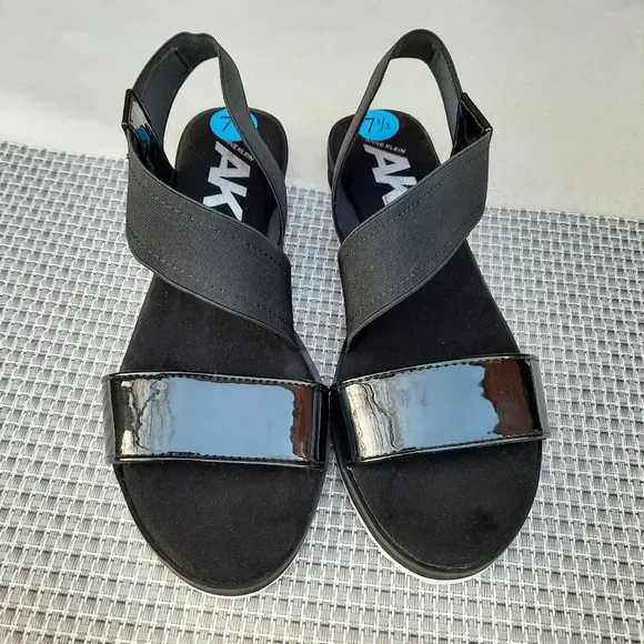 Anne Klein Sport Ankle Strap Comfort Sandals Small Wedge Black 7.5 NEW