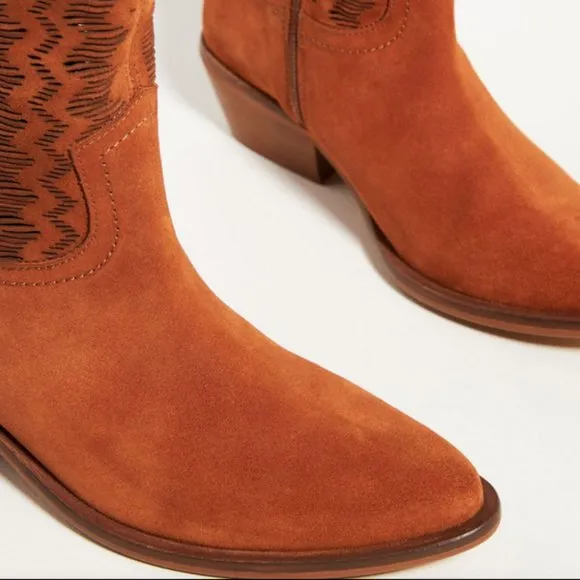 Anthropologie 7 37 NIB Honey Brown Cut-Out Suede Western Boots 250$ New