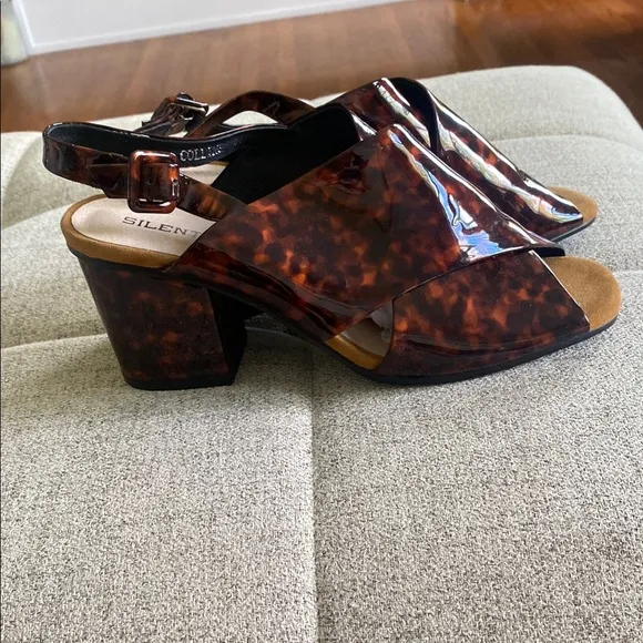 Anthropology silent D Tortoise Patent Leather Heels - Size 41 - Never worn