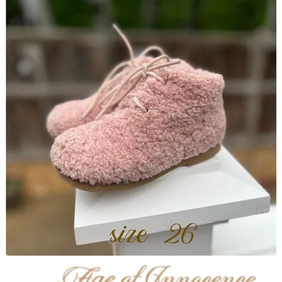 AOI Age Of Innocence size 26 Teddy Jane pink boots