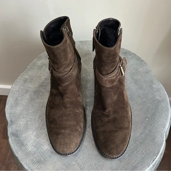 Aquatalia ~Chestnut Suede Bree Weatherproof Ankle Boots in size 7 1/2