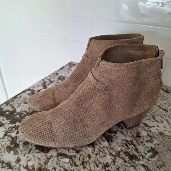 Aquatalia Tan France Perforated Suede heeled ankle boots size 8.5