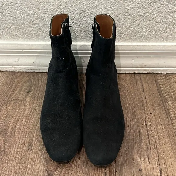 Aquatalia Ulyssa Waterproof Suede Ankle Boots with Hidden Wedge 9.5