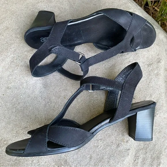 Arche Ikyade Sandals