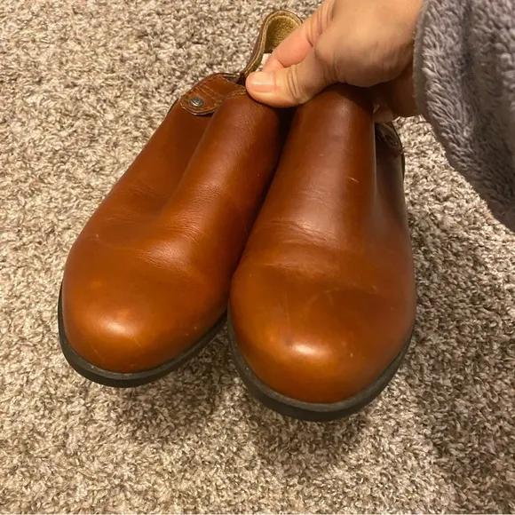 ARIAT Brown Mules Sandals Size 7
