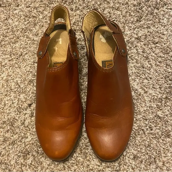 ARIAT Brown Mules Sandals Size 7