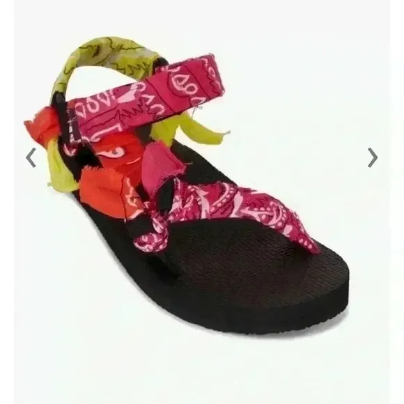 ARIZONA LOVE Trekky Bandana Mixed Fushia Sandal ~ size 40 ~ NEW!!